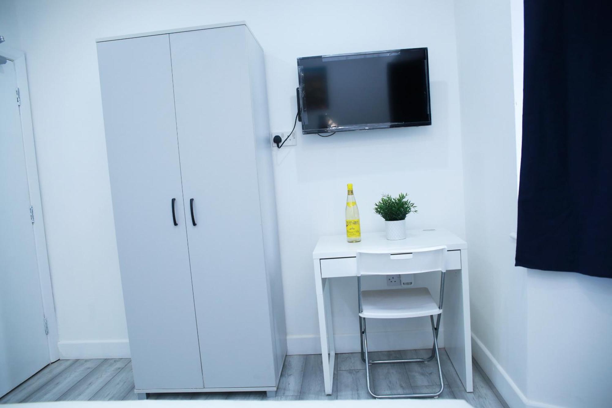 Lovely Apartment With Free Parking On Premises. London Exterior foto