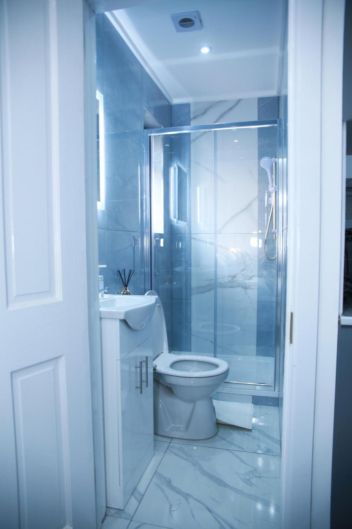 Lovely Apartment With Free Parking On Premises. London Exterior foto